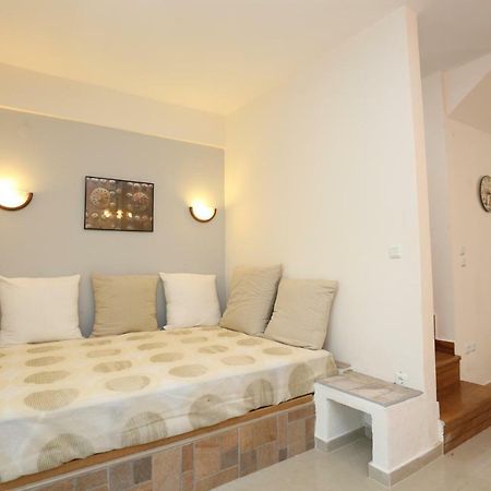 Villa Argo 3 - Beachfront, Big Gardens, Location! Πευκοχώρι Εξωτερικό φωτογραφία