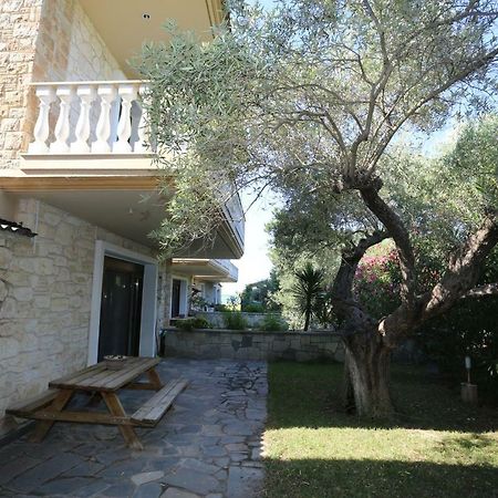 Villa Argo 3 - Beachfront, Big Gardens, Location! Πευκοχώρι Εξωτερικό φωτογραφία