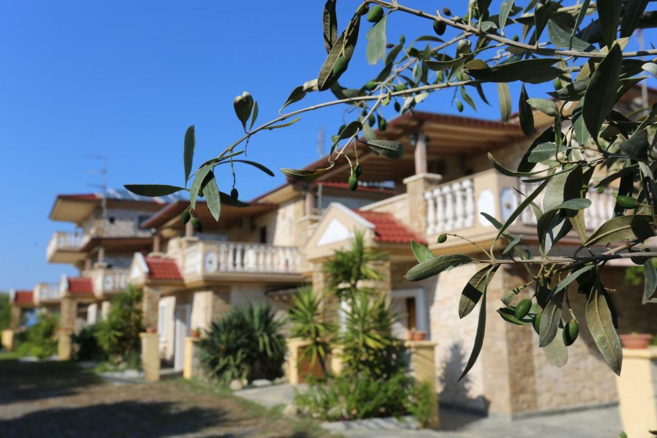 Villa Argo 3 - Beachfront, Big Gardens, Location! Πευκοχώρι Εξωτερικό φωτογραφία