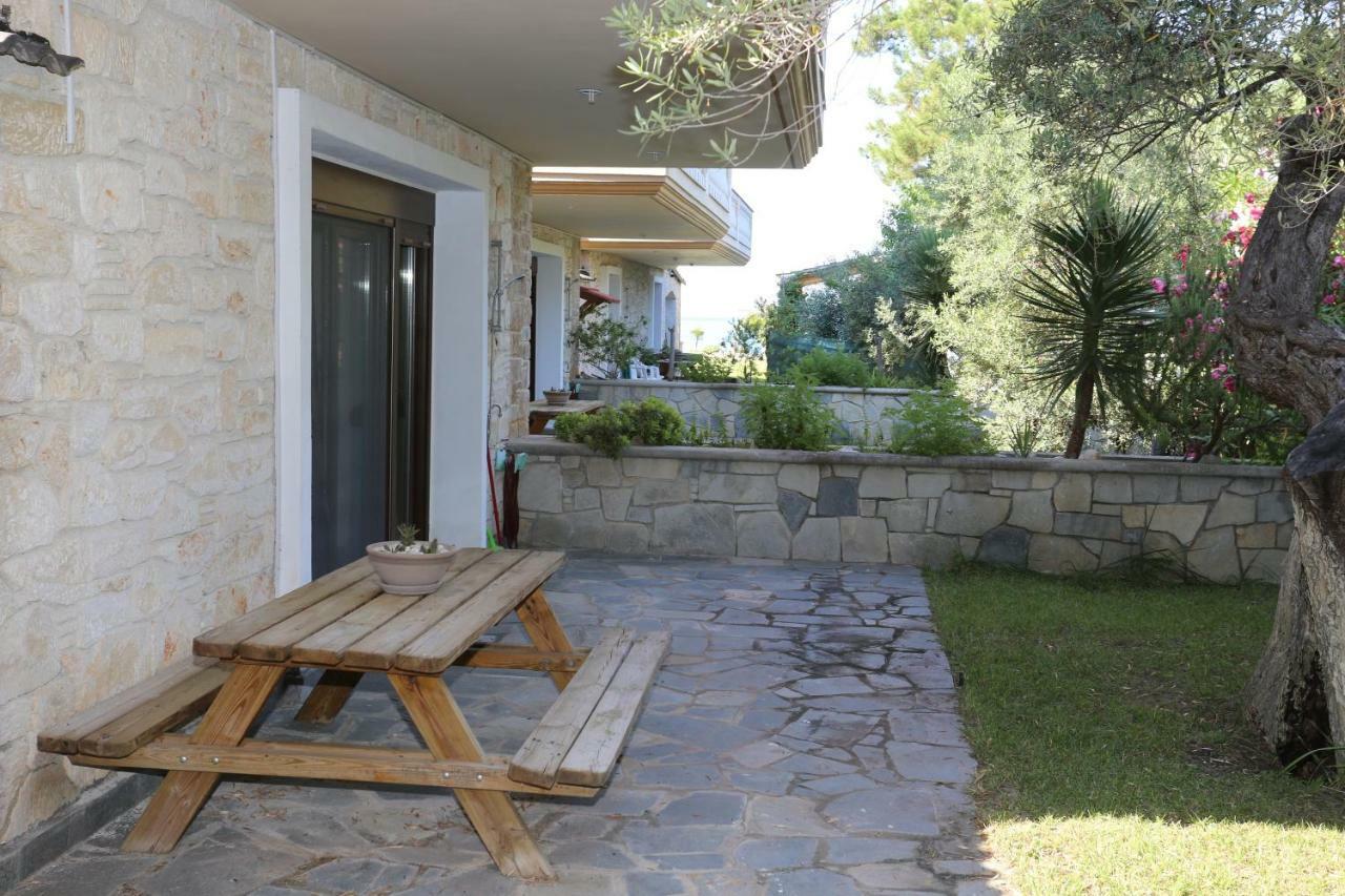 Villa Argo 3 - Beachfront, Big Gardens, Location! Πευκοχώρι Εξωτερικό φωτογραφία