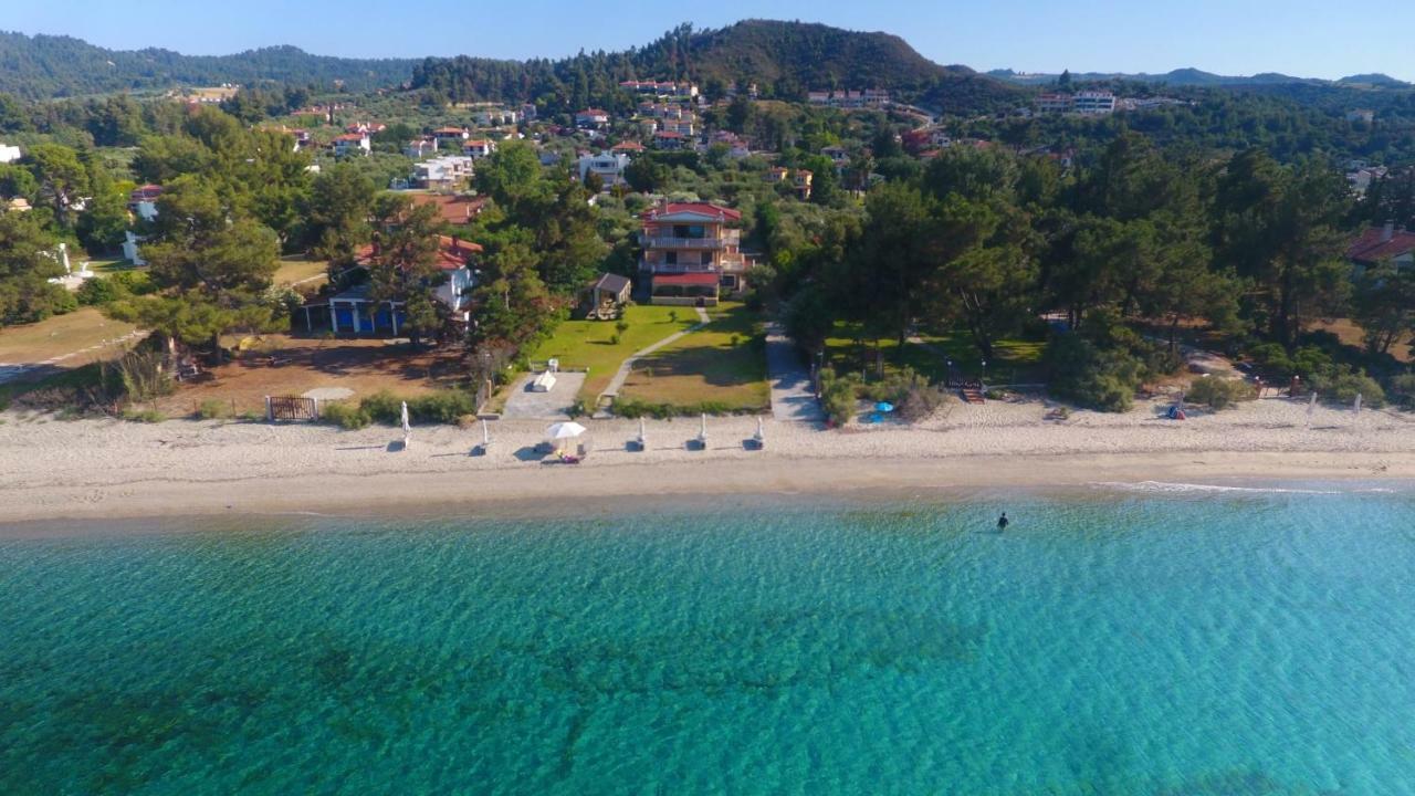 Villa Argo 3 - Beachfront, Big Gardens, Location! Πευκοχώρι Εξωτερικό φωτογραφία