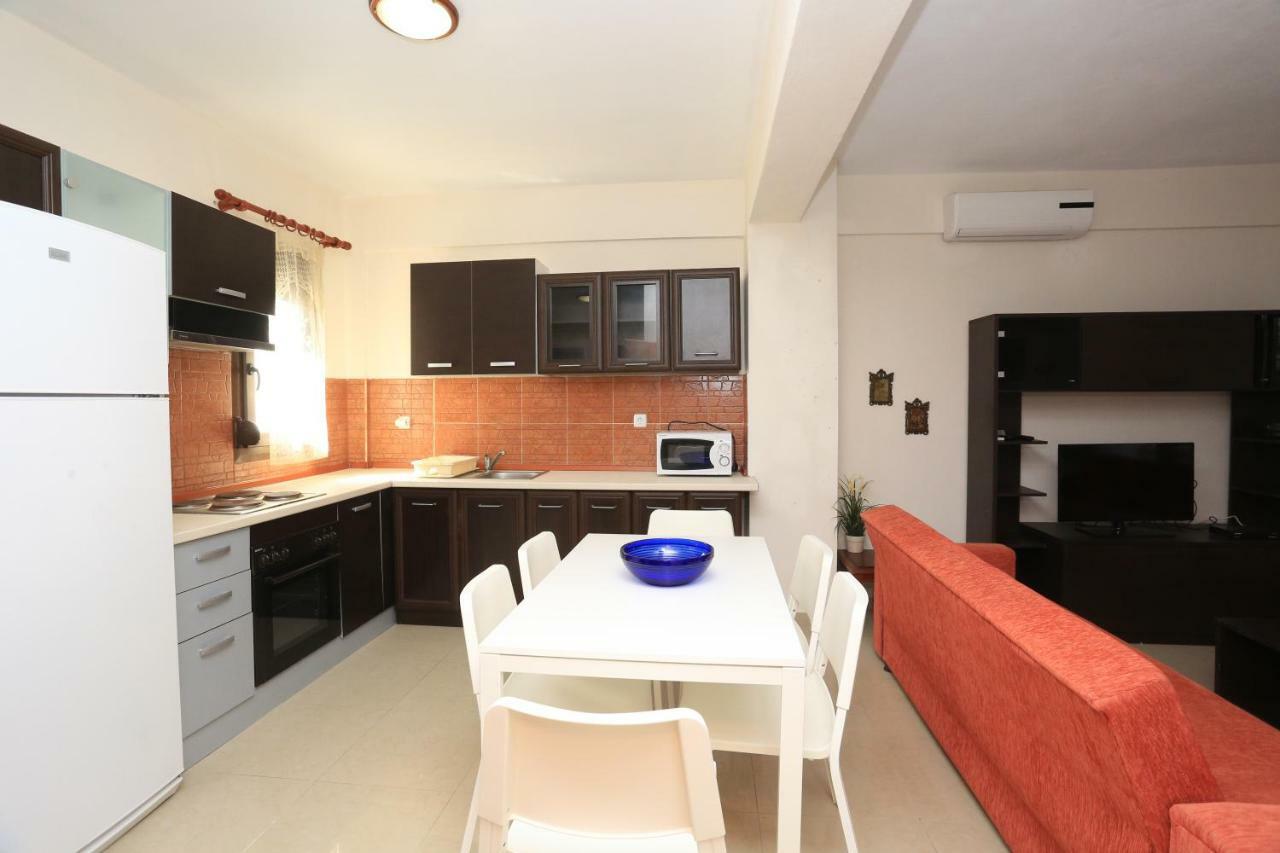 Villa Argo 3 - Beachfront, Big Gardens, Location! Πευκοχώρι Εξωτερικό φωτογραφία