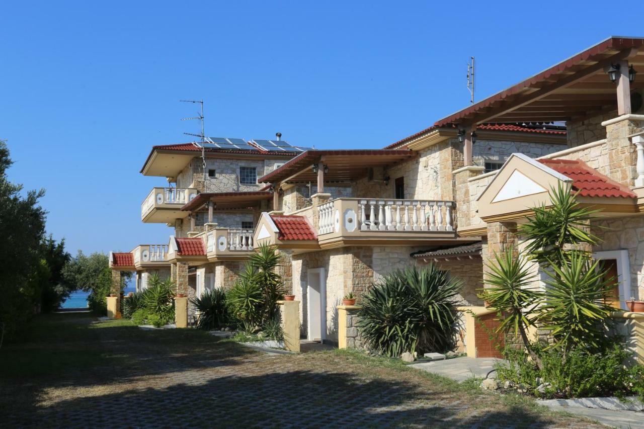 Villa Argo 3 - Beachfront, Big Gardens, Location! Πευκοχώρι Εξωτερικό φωτογραφία