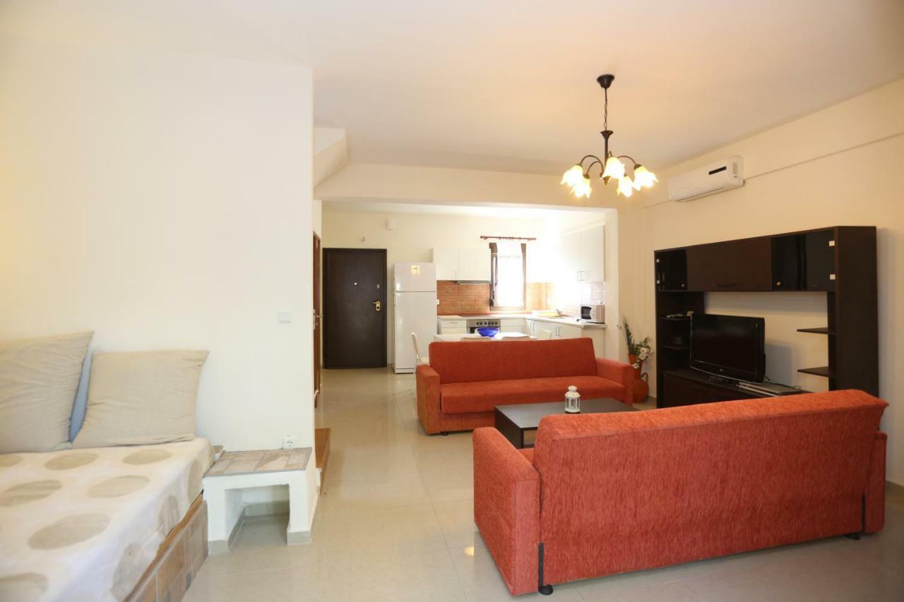 Villa Argo 3 - Beachfront, Big Gardens, Location! Πευκοχώρι Εξωτερικό φωτογραφία