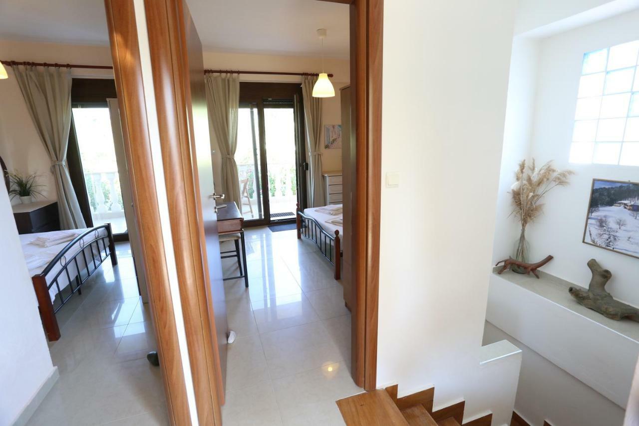 Villa Argo 3 - Beachfront, Big Gardens, Location! Πευκοχώρι Εξωτερικό φωτογραφία