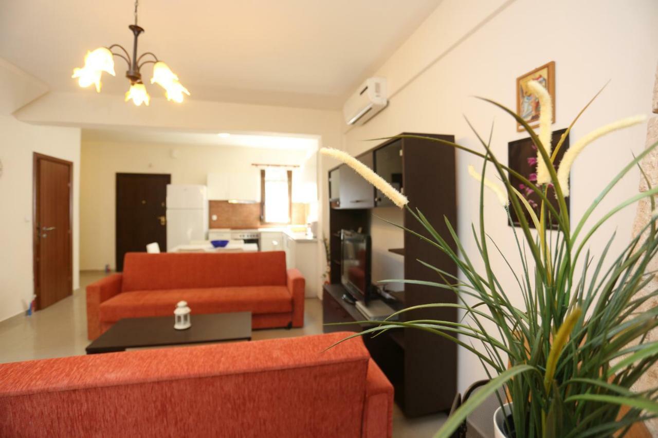 Villa Argo 3 - Beachfront, Big Gardens, Location! Πευκοχώρι Εξωτερικό φωτογραφία